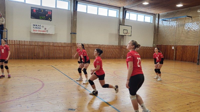 Třetí místo v oblastním kole volejbalu Třetí místo v oblastním kole volejbalu