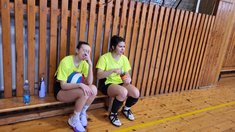 Přivezly jsme pohár! Přivezly jsme pohár!