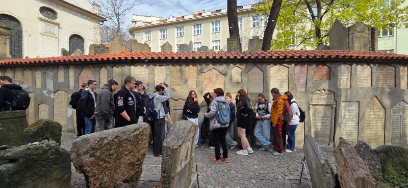 Dějepisná exkurze do Prahy Dějepisná exkurze do Prahy