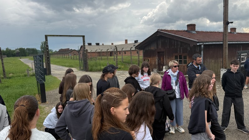 Poznávací zájezd do Osvětimi Poznávací zájezd do Osvětimi