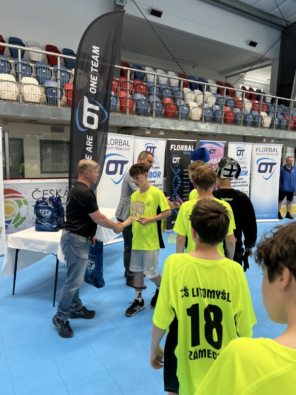 Stříbrné “Dny florbalu” v podání mladších žáků! Stříbrné “Dny florbalu” v podání mladších žáků!