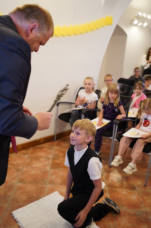 Pasování prvňáčků na čtenáře Pasování prvňáčků na čtenáře