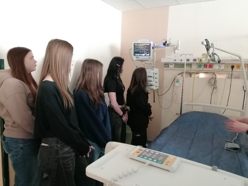 Návštěva iktového centra neurologického oddělení Litomyšlské nemocnice Návštěva iktového centra neurologického oddělení Litomyšlské nemocnice