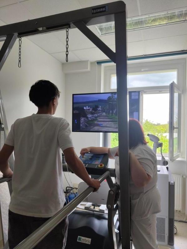 Návštěva iktového centra neurologického oddělení Litomyšlské nemocnice Návštěva iktového centra neurologického oddělení Litomyšlské nemocnice