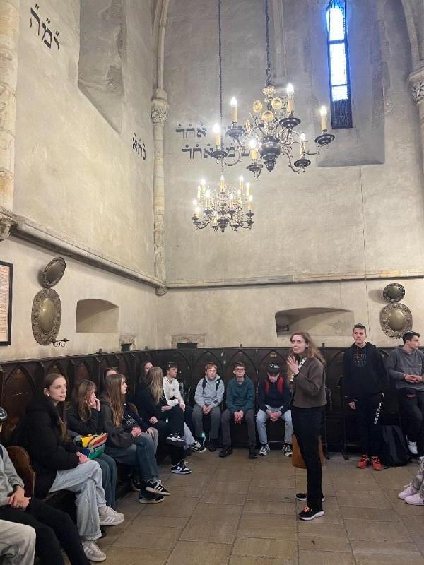 Dějepisná exkurze do Prahy Dějepisná exkurze do Prahy