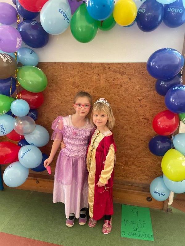 Karnevalový rej v družině Karnevalový rej v družině