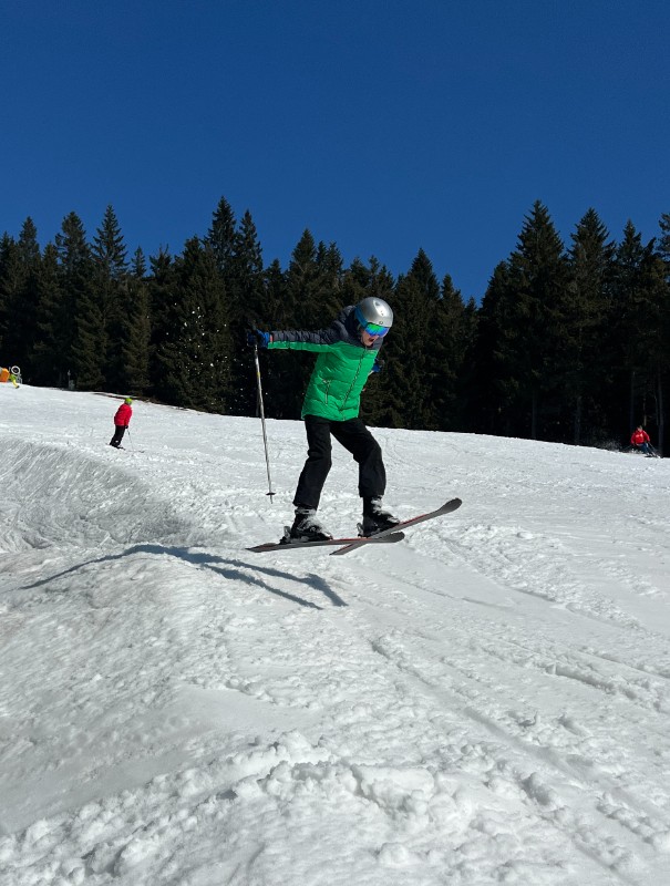 Lyžařský kurz žáků 7. ročníku Lyžařský kurz žáků 7. ročníku