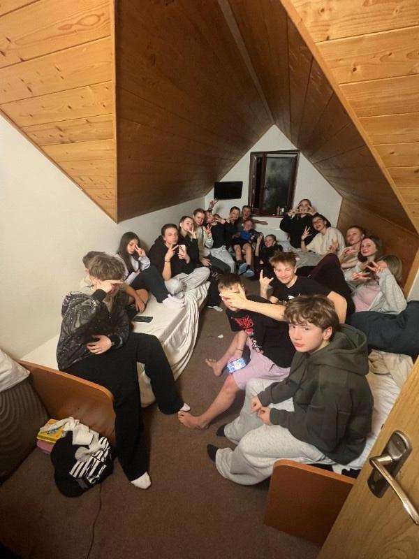 Lyžařský kurz žáků 7. ročníku Lyžařský kurz žáků 7. ročníku